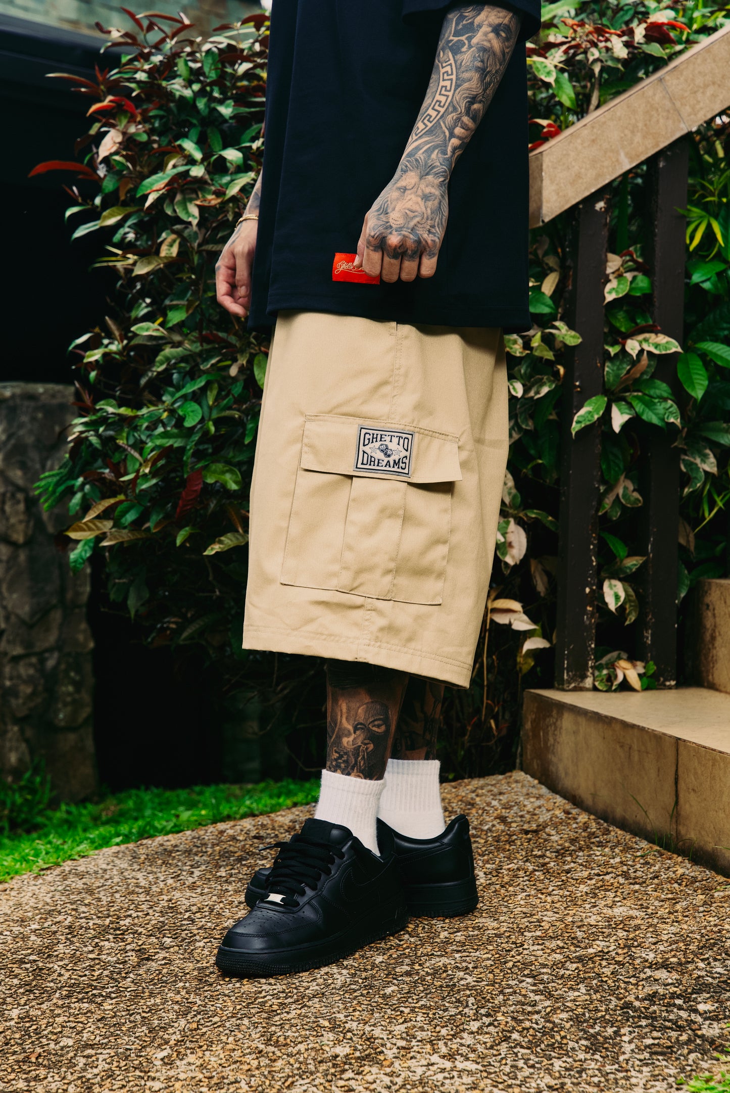 GD KHAKI CARGO SHORTS