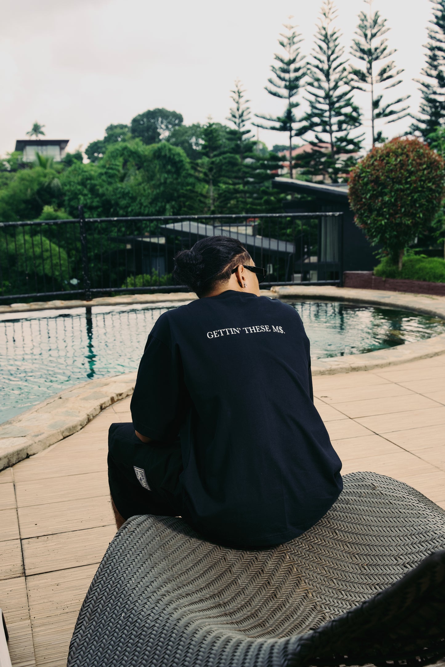 GD I’M TOO BUSY TEE